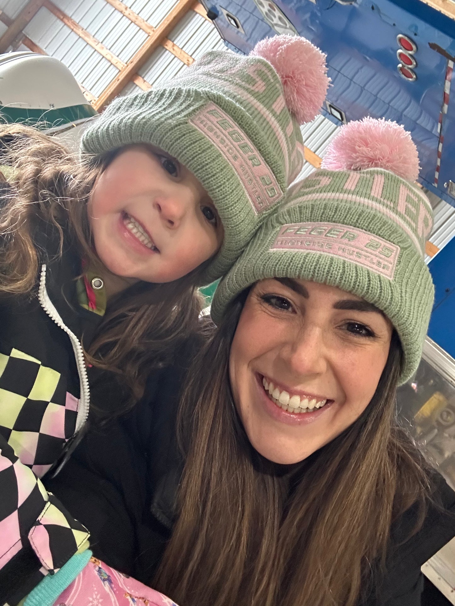 Pom Hustler/Feger 25 Stocking Caps